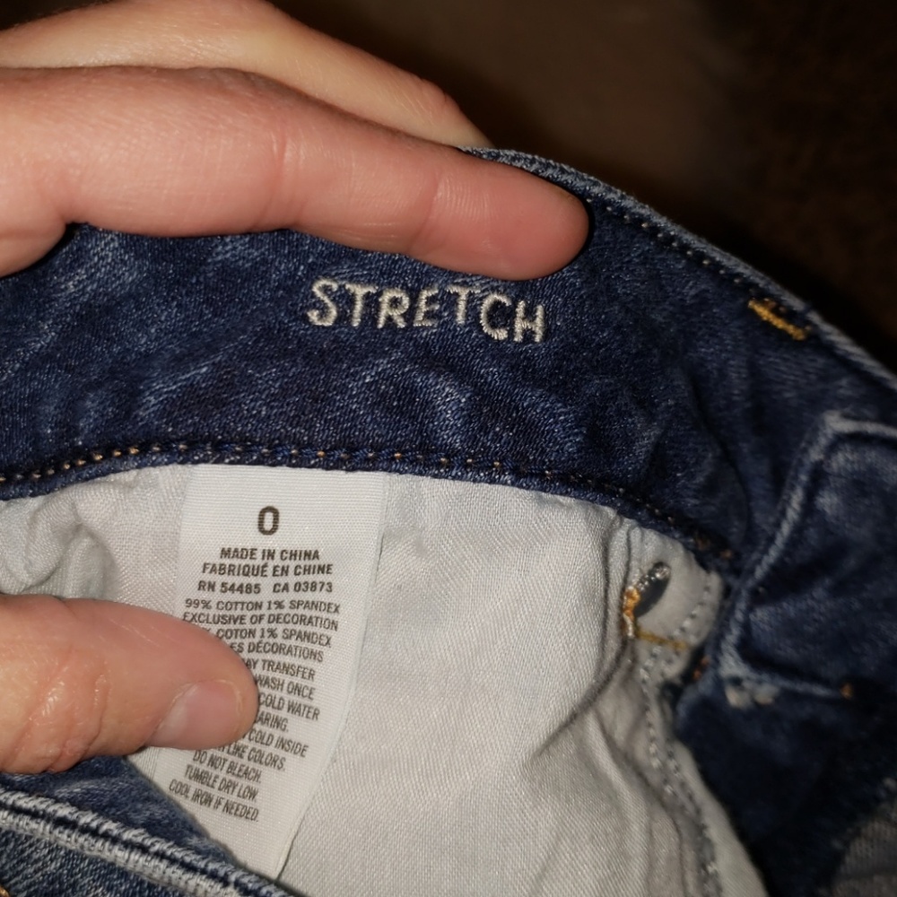 Rose Embroidered Frayed Hem Shorts - Picture 3 of 5